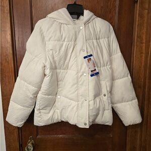 32 Degrees Women's white Puffer Jacket